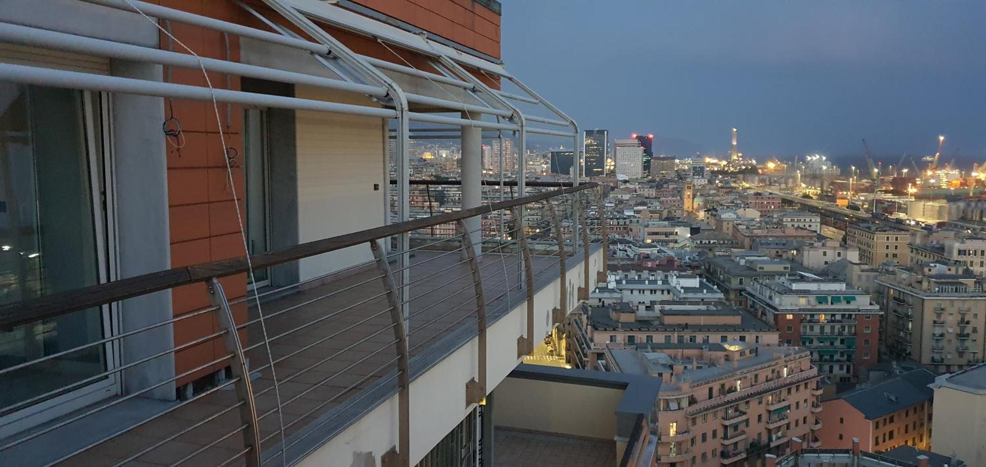 Attico Con Vista Su Genova Apartment Екстериор снимка